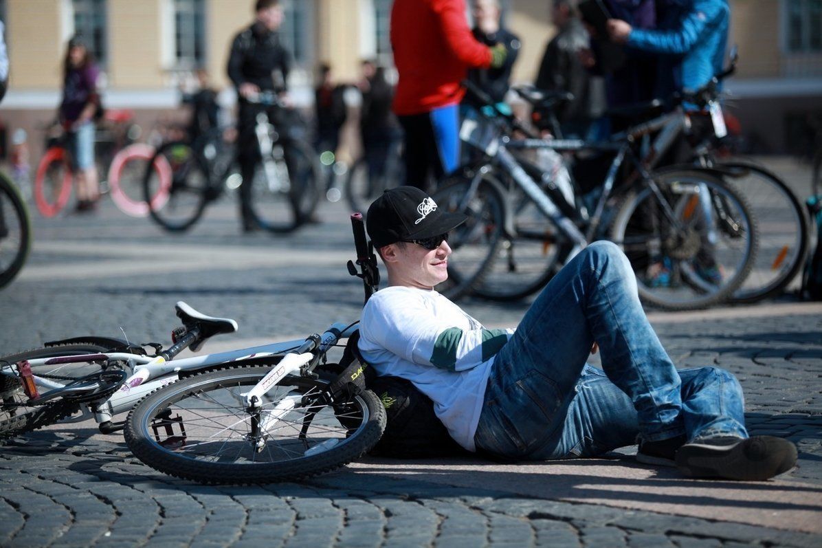 На действующих в Петербурге перехватывающих парковках есть 251 место для велосипедов, но в Приморском районе нет ни одной такой площадки.