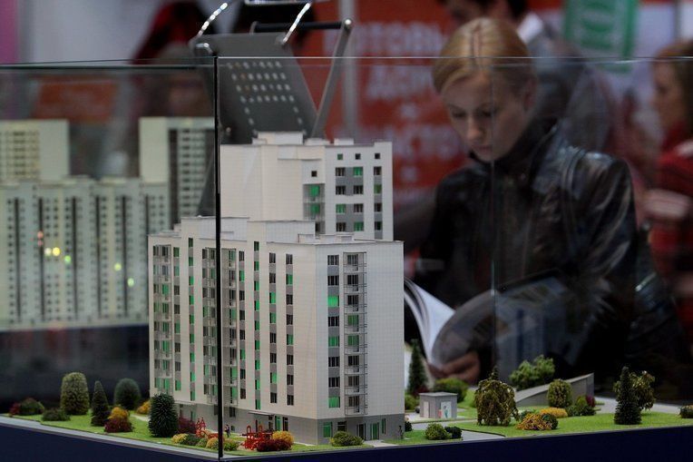 Строители назвали район, который стал лидером по вводу жилья в Петербурге 