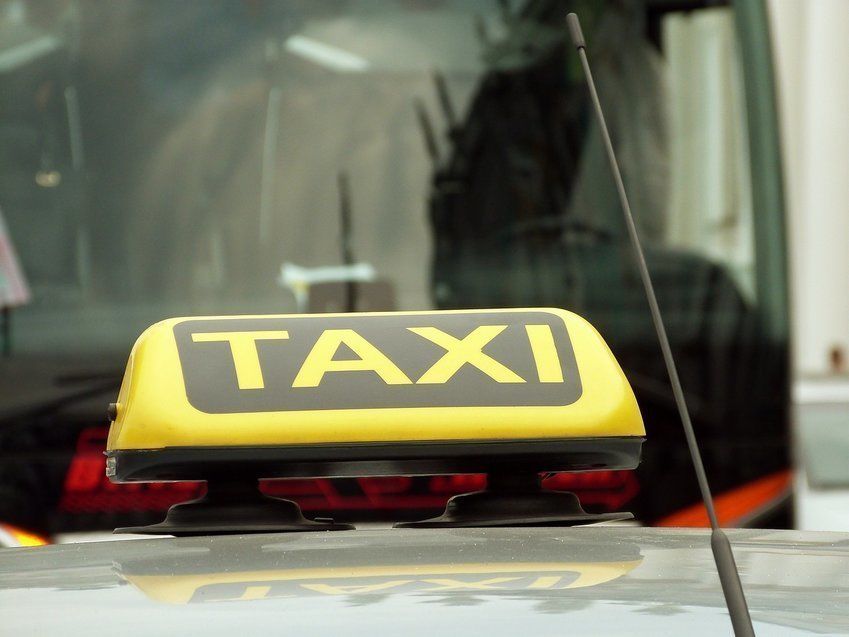 В России предлагают ввести лицензии для таксистов