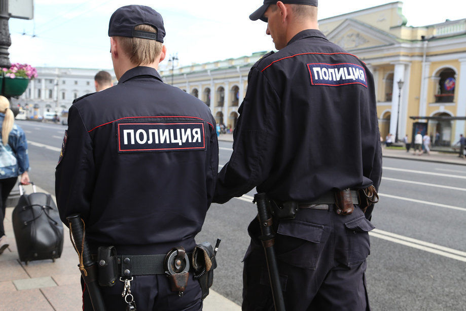 Мужчина похитил ребенка с помощью своей племянницы и ее мужа, которые увезли девочку на машине из города