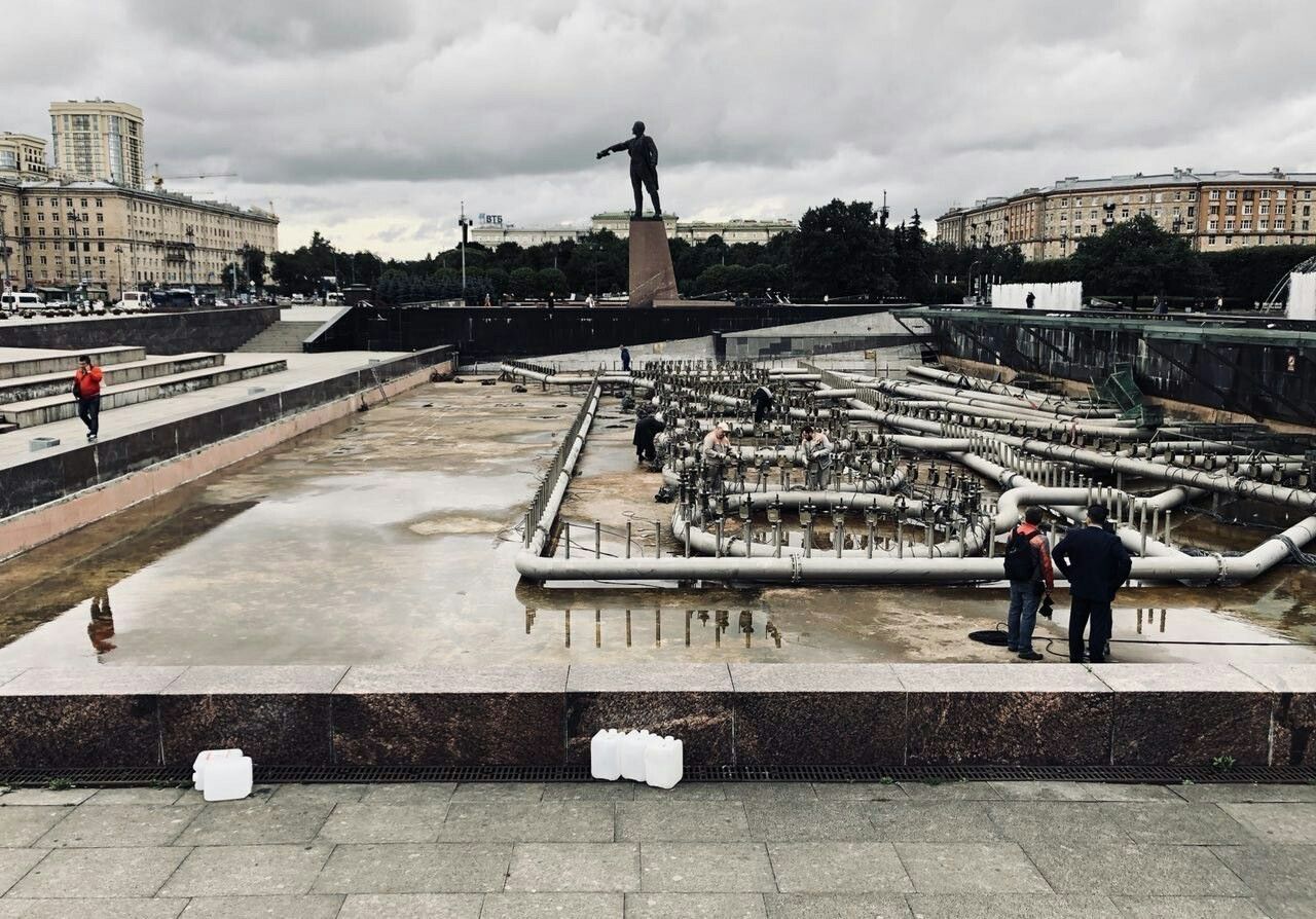 На выходных «Водоканал Санкт-Петербурга» слил воду из чаш