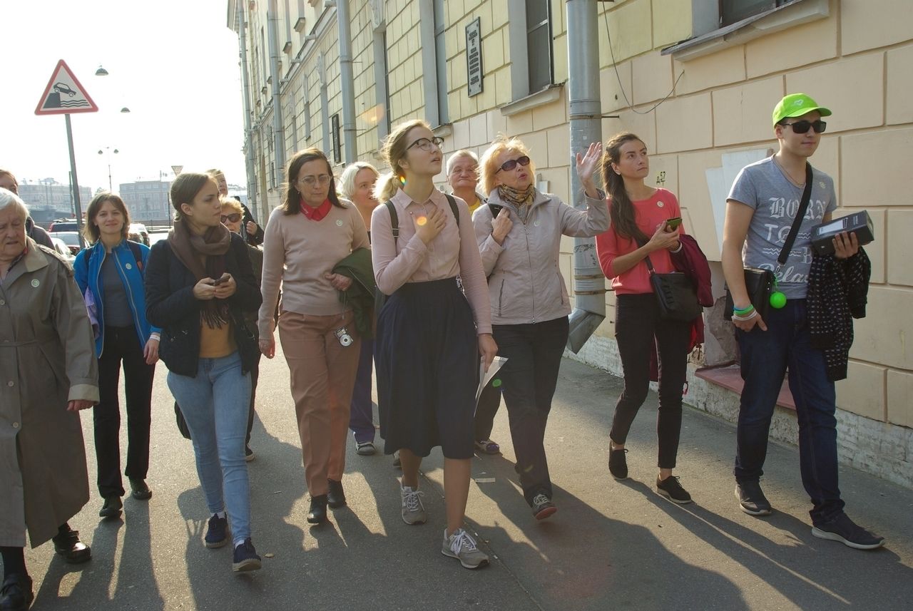 Петербургские школьники на один день стали экскурсоводами 