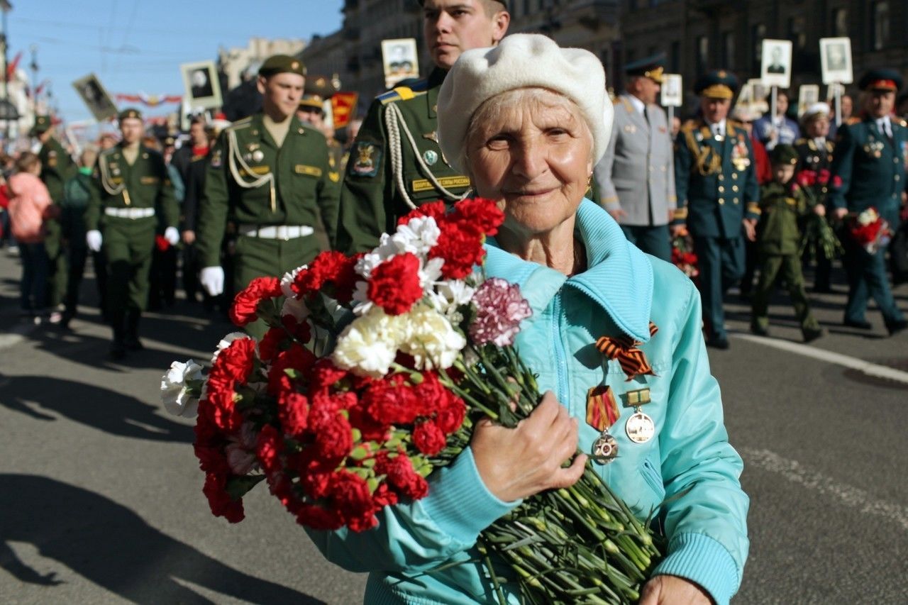 В Петербурге учредили памятный знак «В честь 75-летия полного освобождения Ленинграда от фашистской блокады»