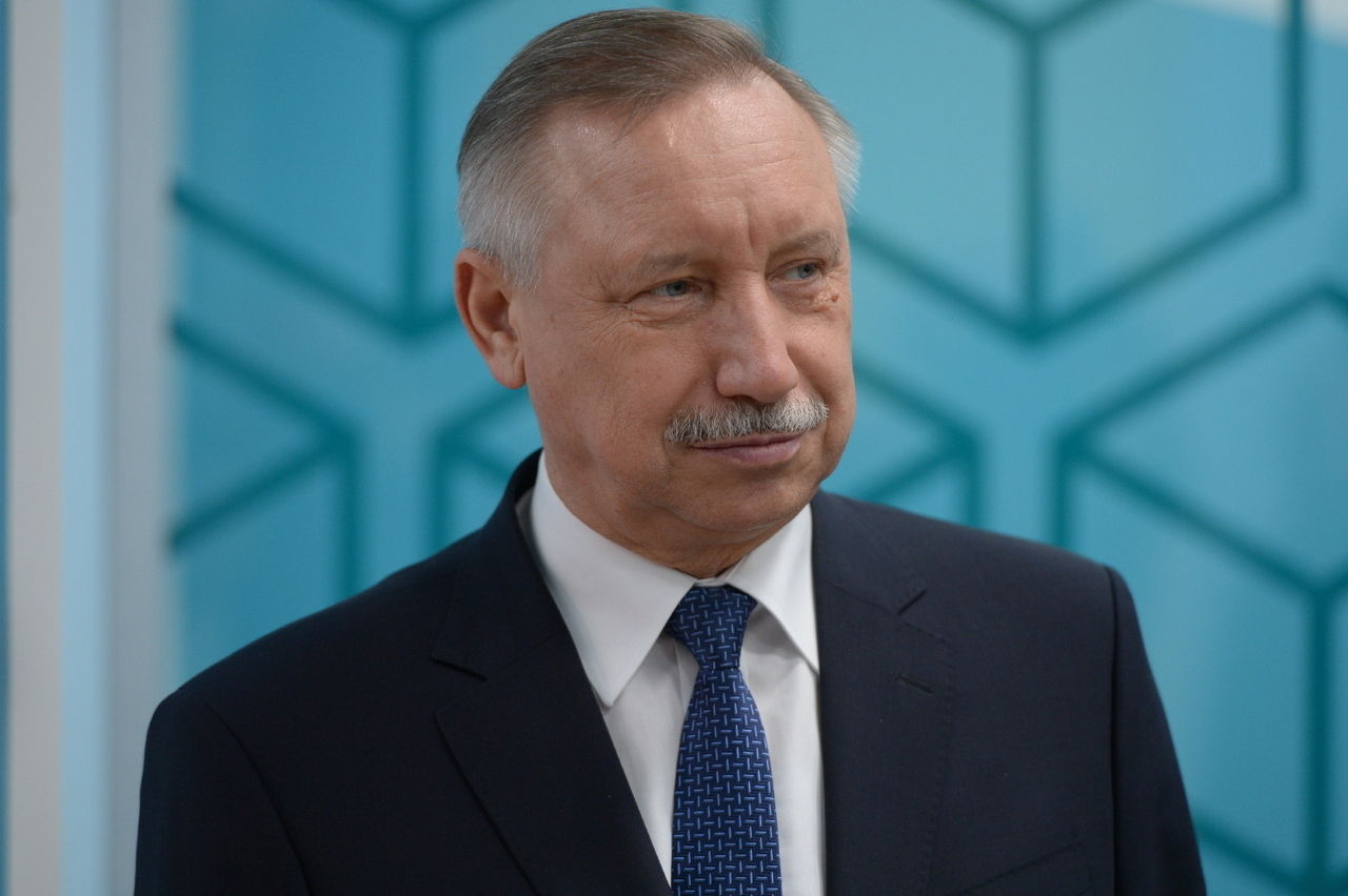 Валерий Гарнец рассказал Александру Беглову о состоянии теплосетей в Выборгском районе