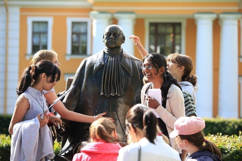 Туристы назвали Петербург лучшим городом для интеллектуальных путешествий 