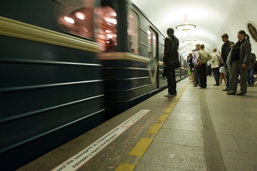 Станция метро «Пионерская» закрыта для петербуржцев