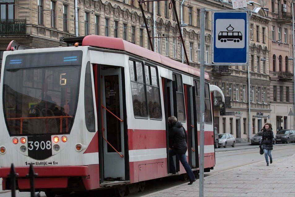 Трамвай №16 изменит маршрут на час 25 января