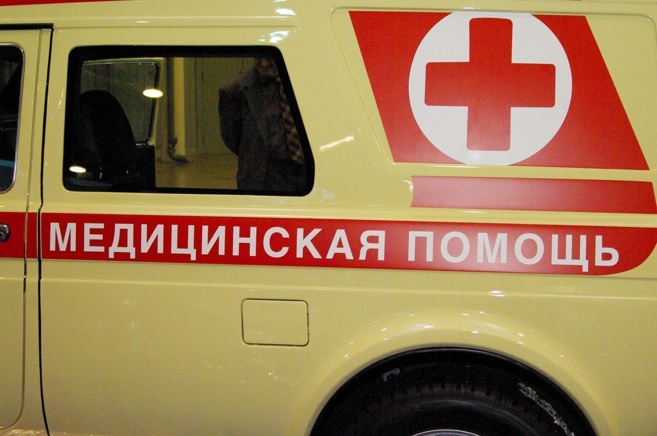 Мариинская больница: состояние юноши, пострадавшего от наледи на Петроградской, не внушает опасений