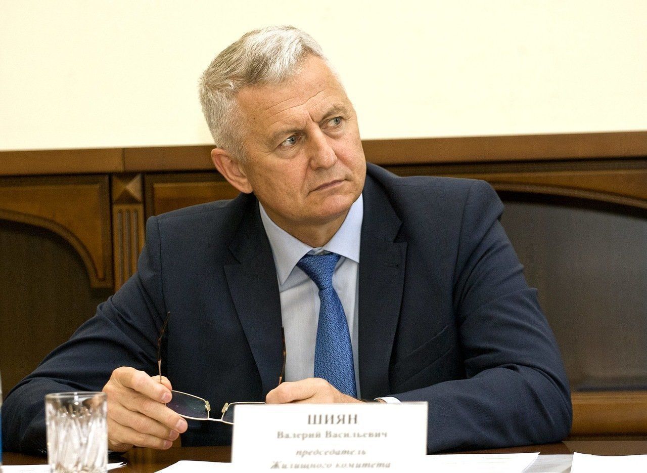 Александр Беглов отправил в отставку председателя Жилищного комитета Валерия Шияна 