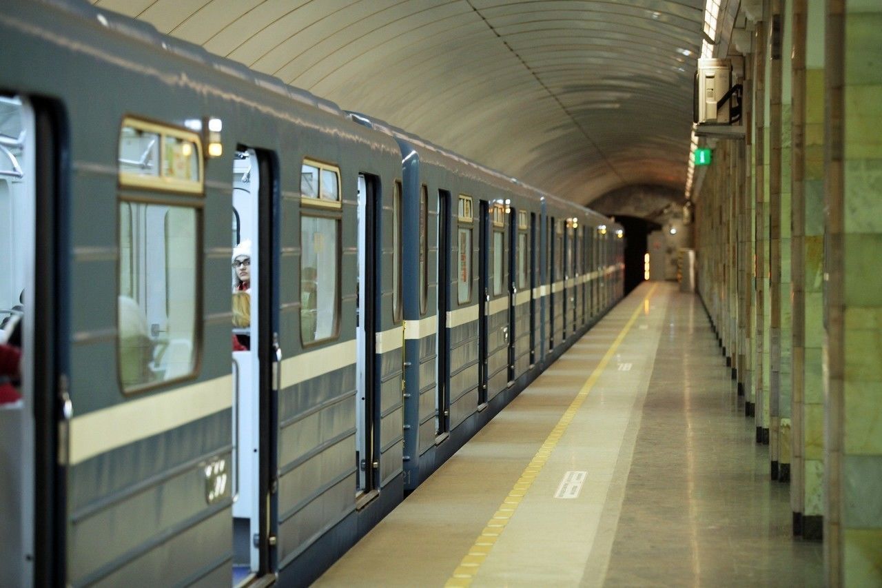 В ночь с 1 на 2 мая метро Петербурга закрываться не будет