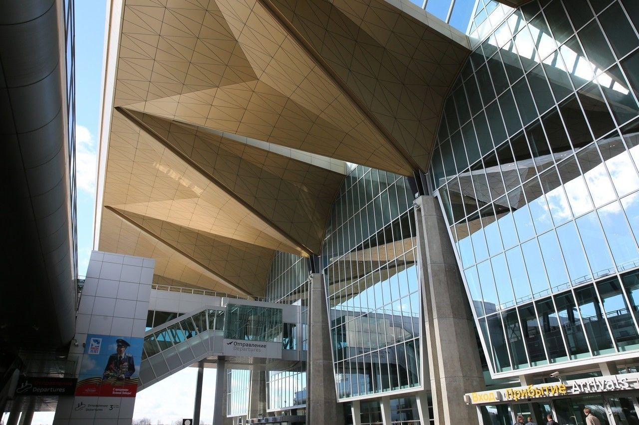 В Пулково задержали мигранта, который четыре года находился в розыске за убийство