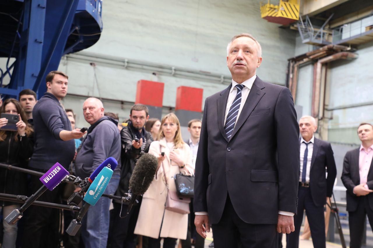 Александр Беглов встретился с рабочими оборонного предприятия «Арсенал»