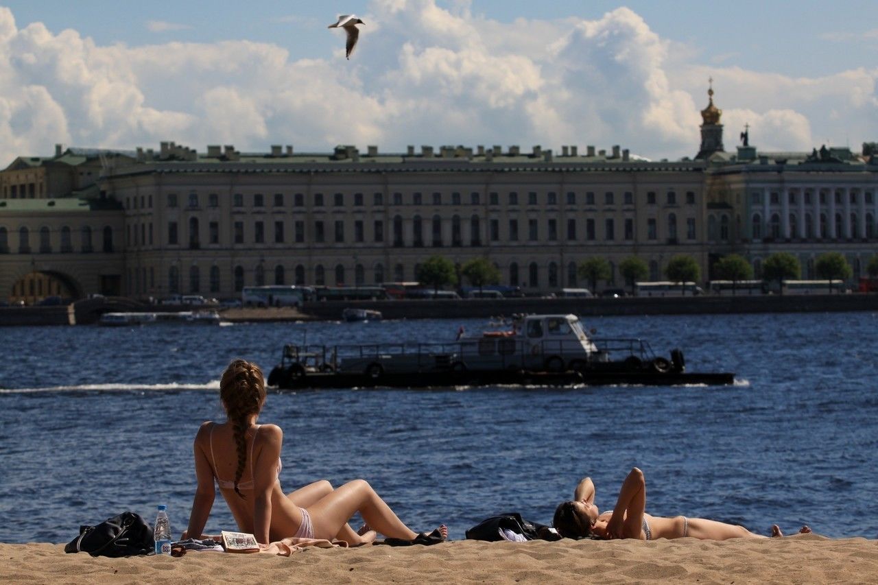 Петербург стал лучшим городом для путешествий с друзьями