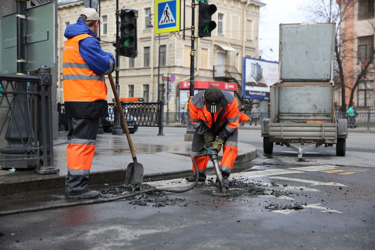 Петербуржцам рассказали, когда в городе сделают «нормальные» дороги 