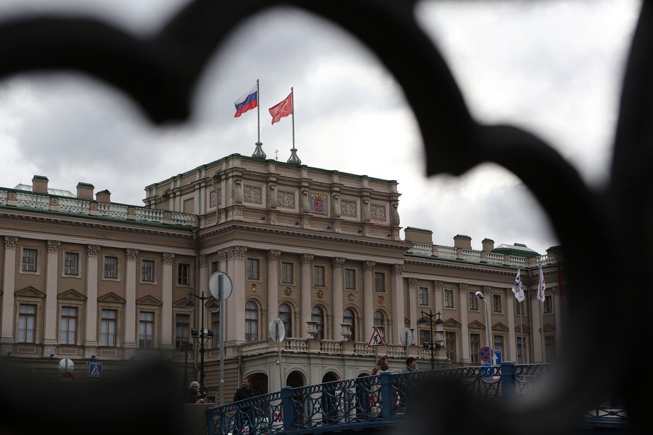 В парламенте Петербурга обсудили бюджет и выплаты ветеранам 