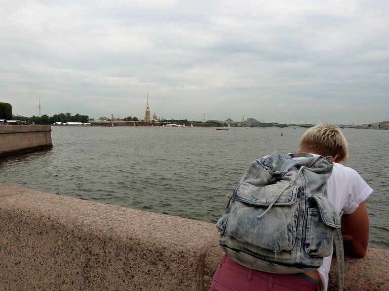 Туристов в Петербурге будут возить к достопримечательностям на электросудах