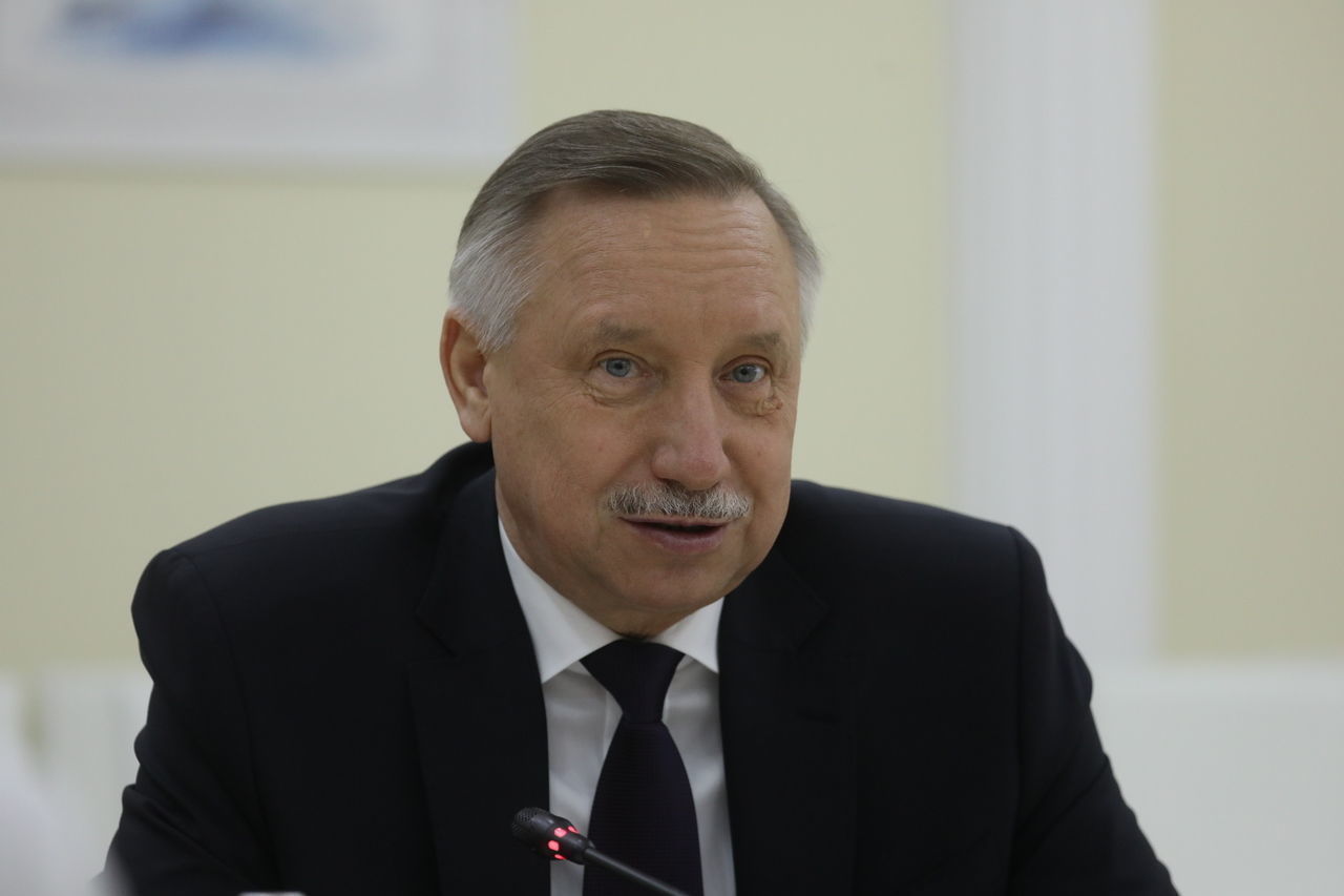 Алексндр Беглов обсудил с министром просвещения реализацию в Петербурге национальных проектов 