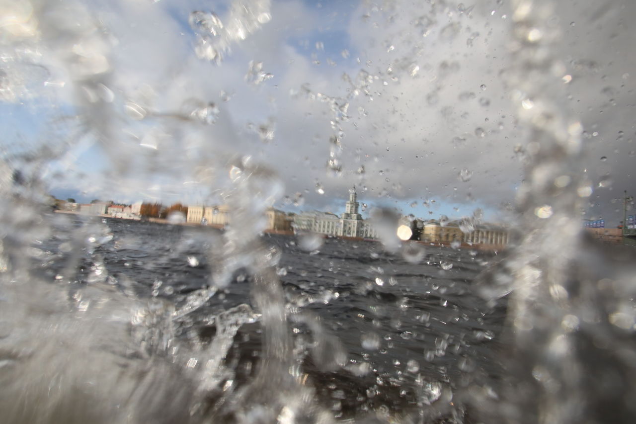 Синоптик предупредил петербуржцев о рекордно теплой погоде в среду 