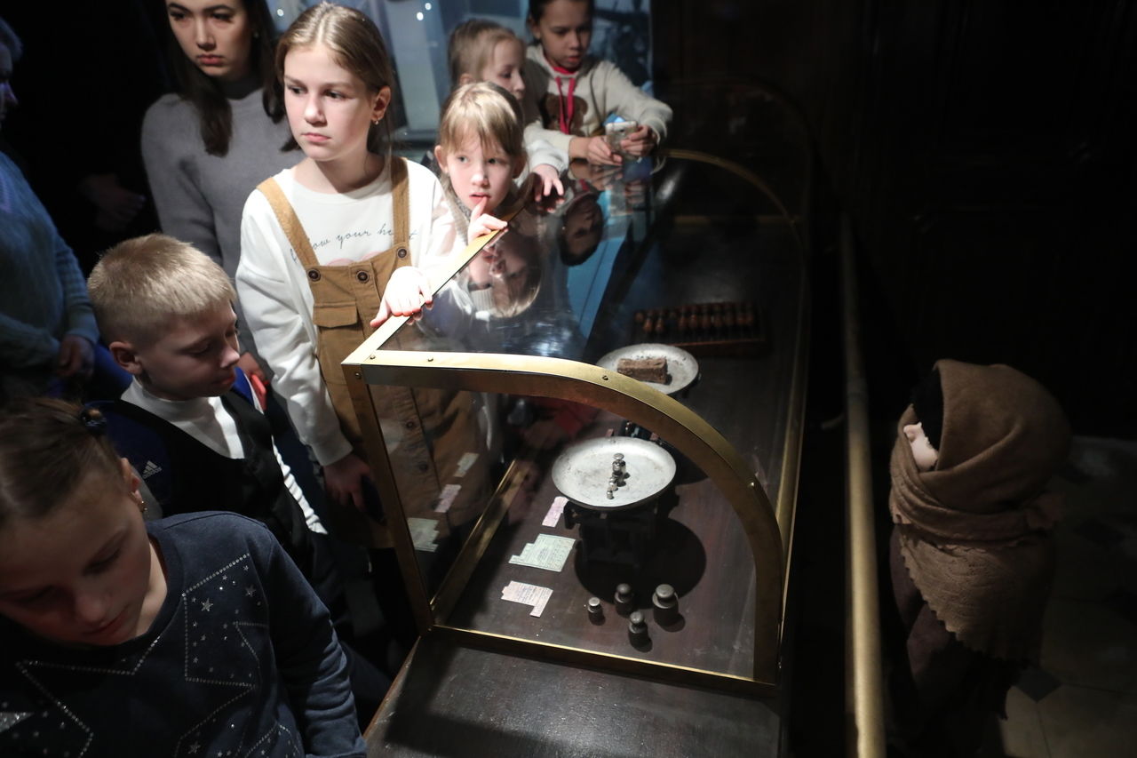 Родственница Шагала подарила картину Музею блокады 