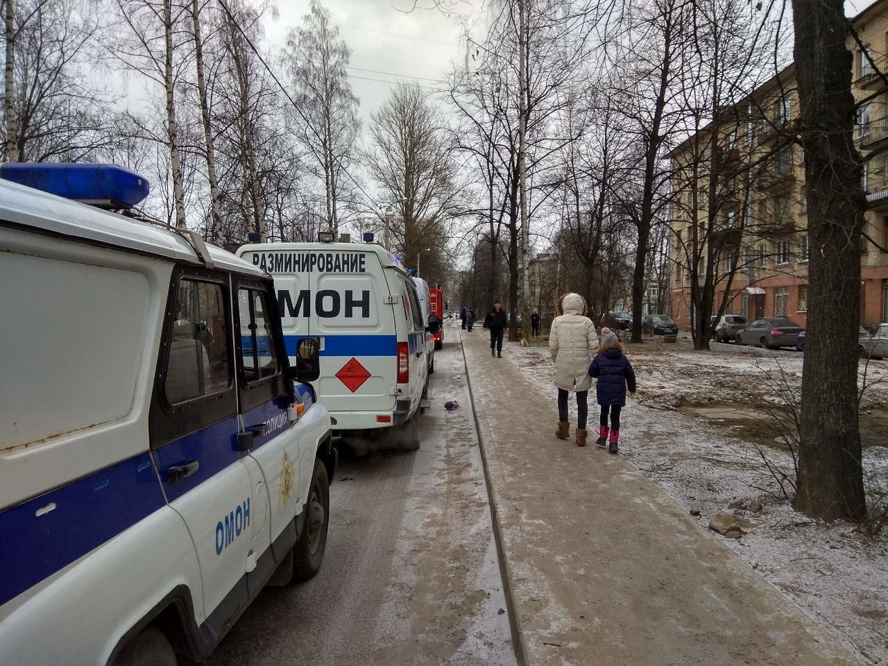 Появилось видео момента взрыва на Замшиной улице 