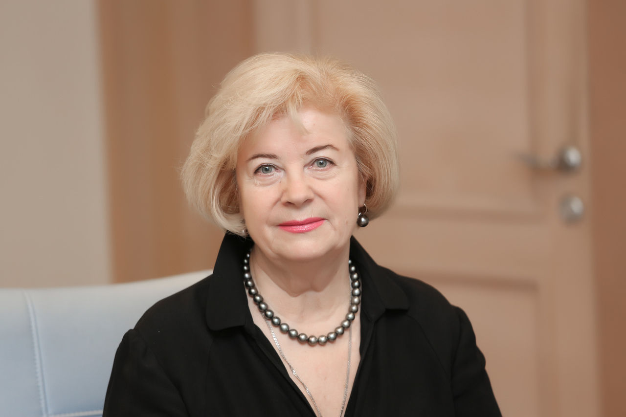 «Ощущаем проблемы горожан на кончиках пальцев»: Нина Кукурузова рассказала о приеме заявок в Общественную палату Петербурга