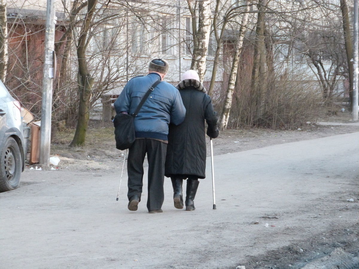 В Петербурге за помощью к социальным участковым обратились более 170 тысяч горожан