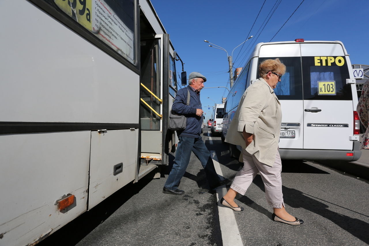 В Петербурге с 3 апреля приостановят работу еще несколько маршрутов автобусов 