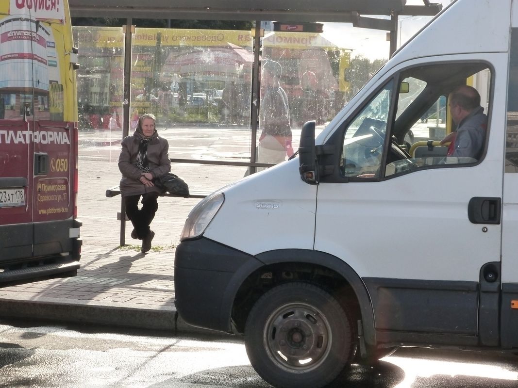 В Петербурге решили снимать с рейса все недезинфицированные маршрутки 