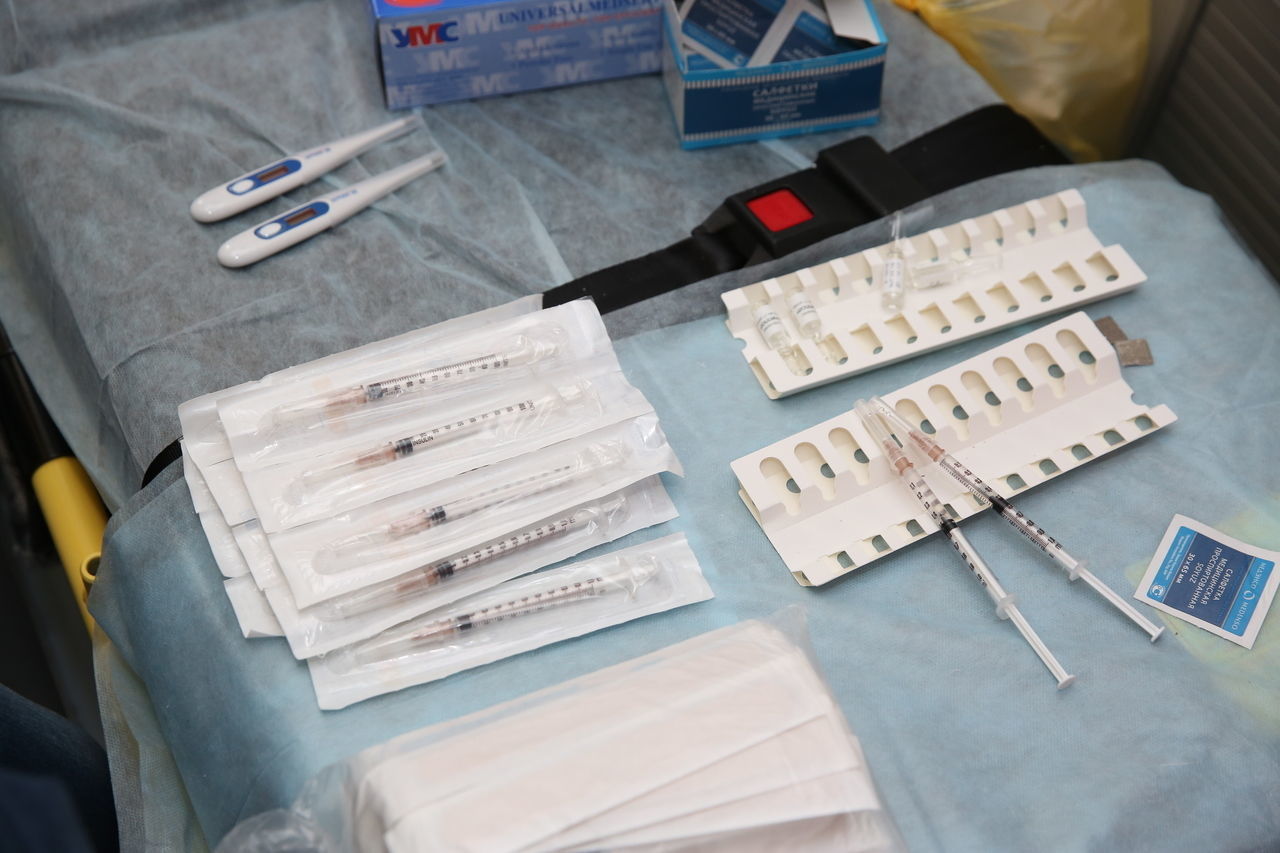В Петербурге частные лаборатории получили право проводить тесты на коронавирус 