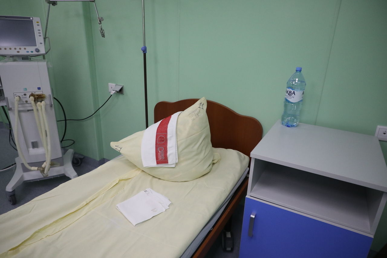 Первых трех пациентов с подозрением на коронавирус привезли в больницу № 122 в Петербурге