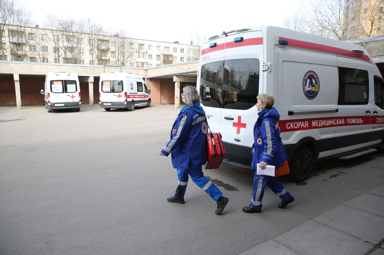 В Петербурге зафиксировали 525 новых случаев заболевания коронавирусом 