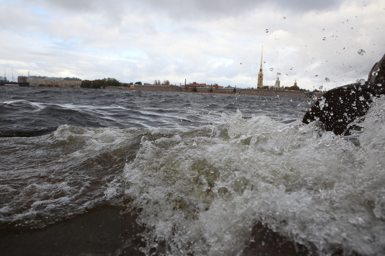 В МЧС предупредили петербуржцев об усилении ветра