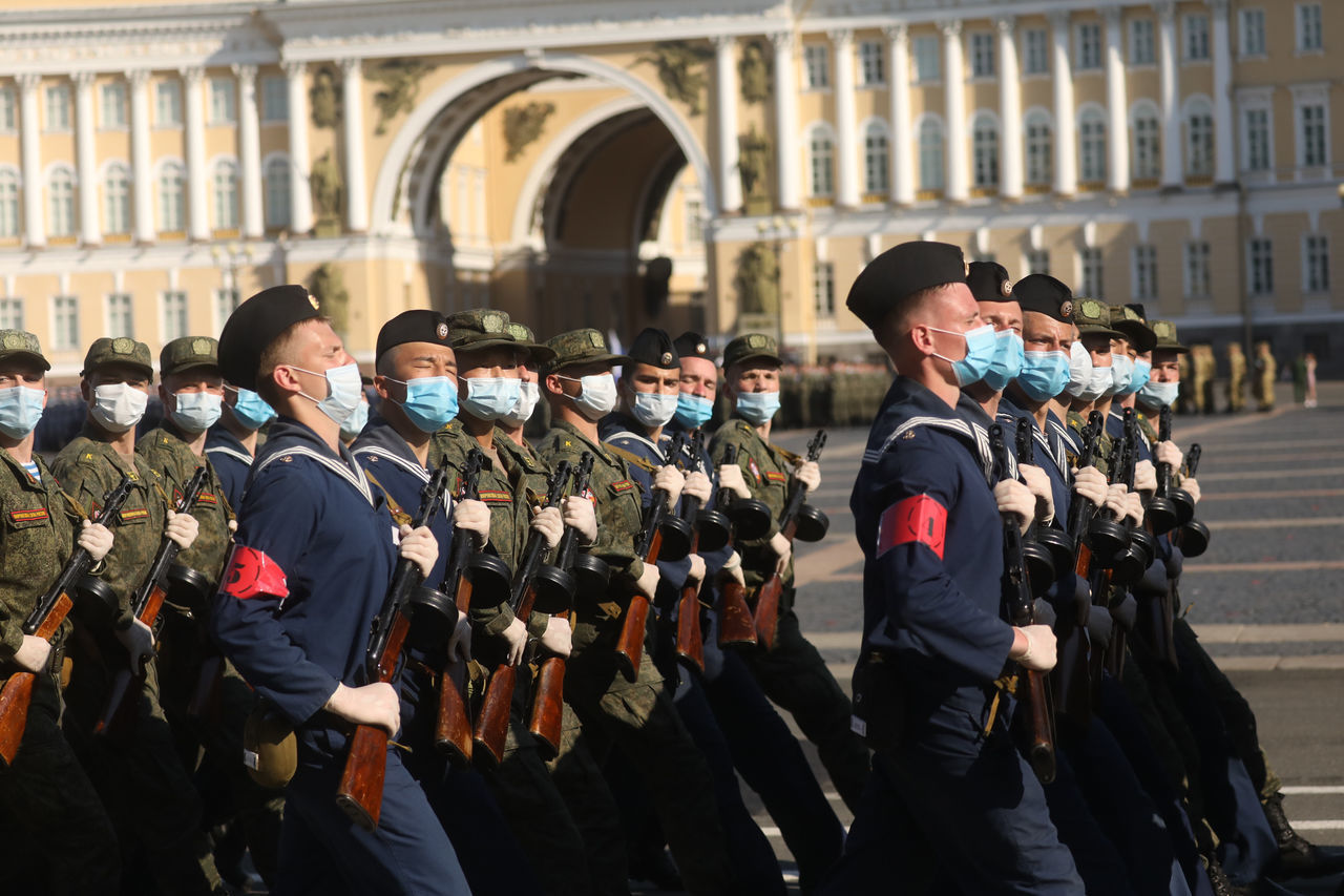 Репетиция парада Победы сегодня ограничит движение в центре Петербурга