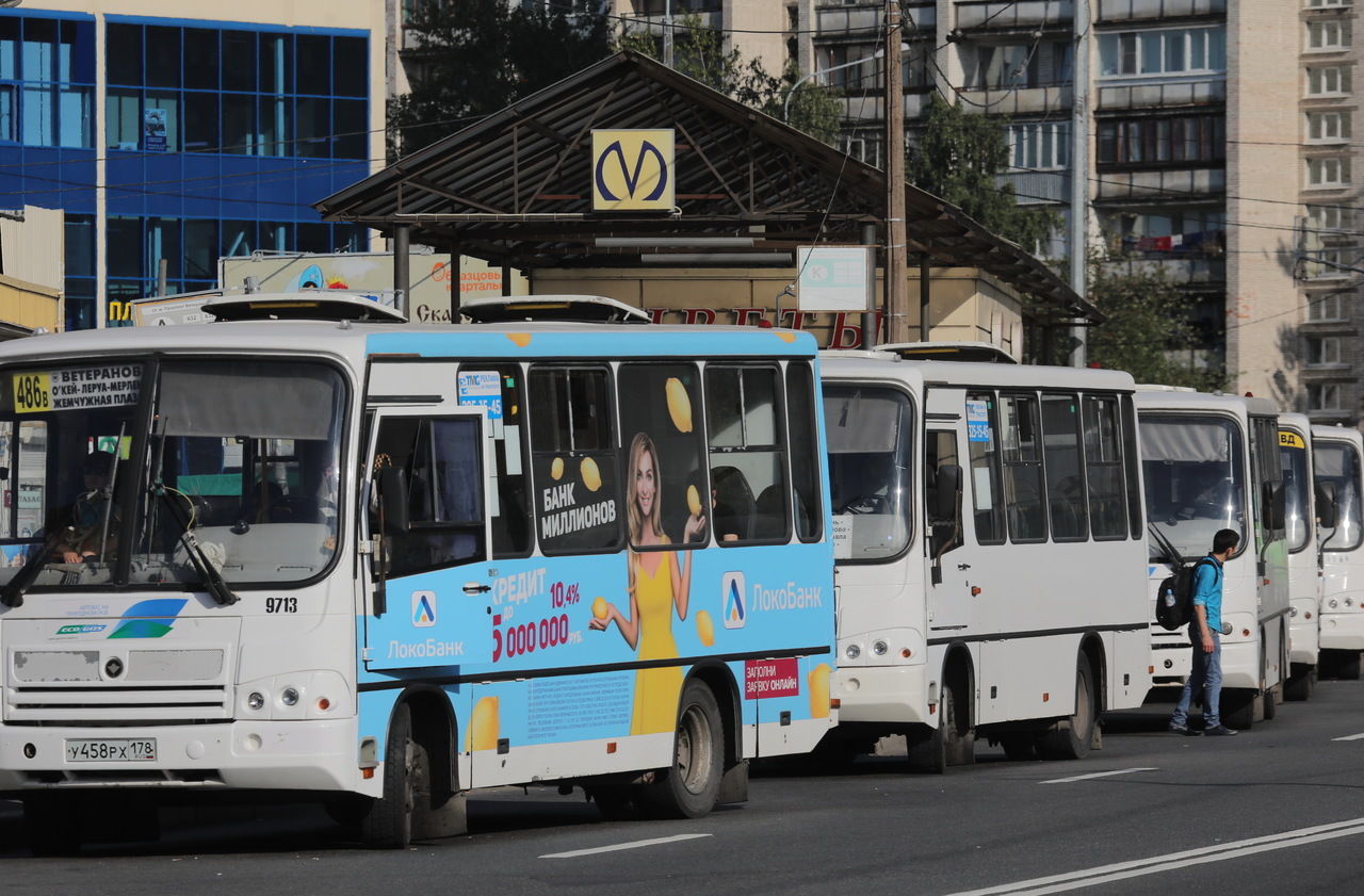 90% наземного транспорта в Петербурге уже работает 