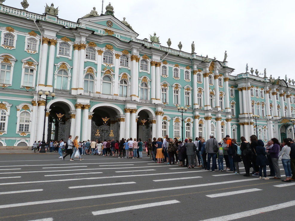 Сегодня в Петербурге вновь открывается Эрмитаж 