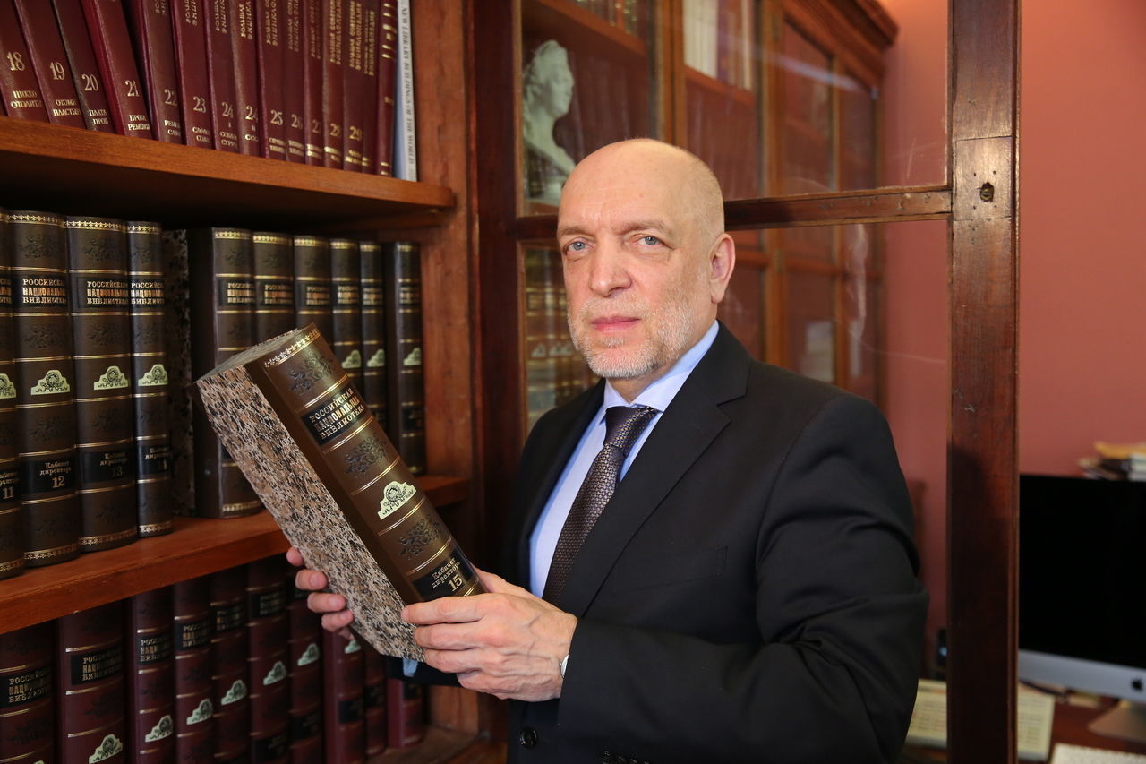 Александр Вершинин: «Кто сделал библиотеку рычагом просвещения» 