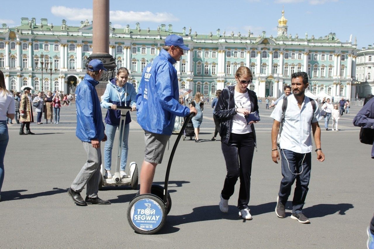 Петербург попал в тройку самых популярных направлений у российских туристов 