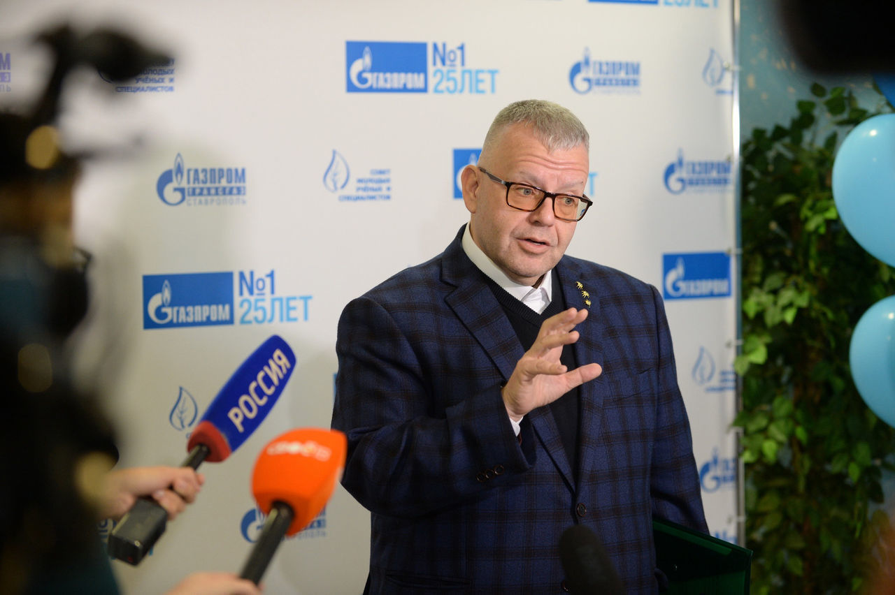 Алексей Блинов: «Прилетел на самолете и разъезжал на лимузине»