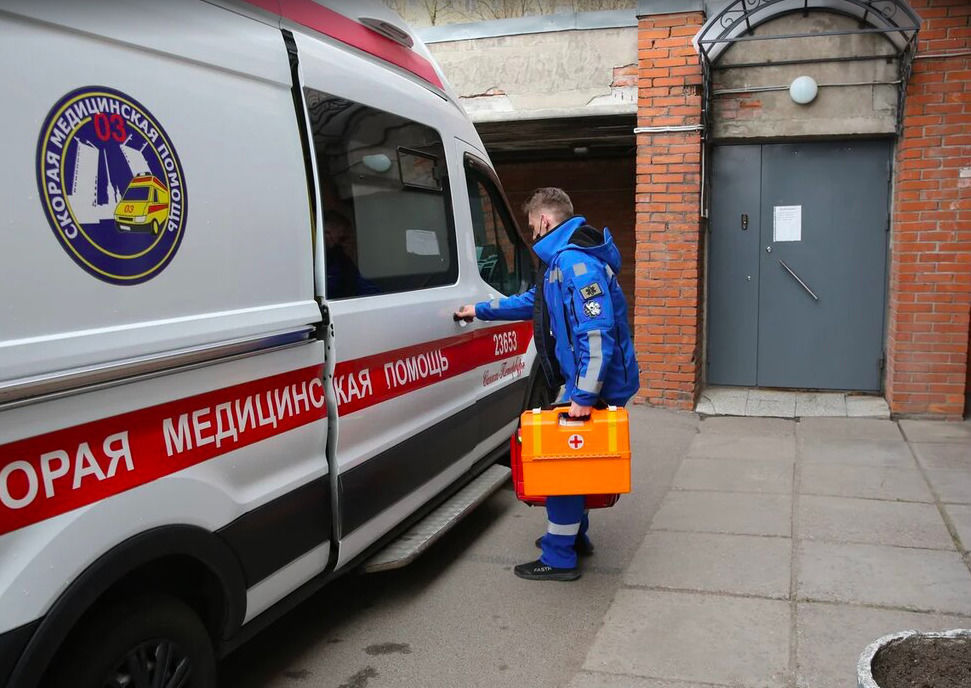 В Комздраве рассказали о состоянии детей, пострадавших в бассейне на Ярослава Гашека