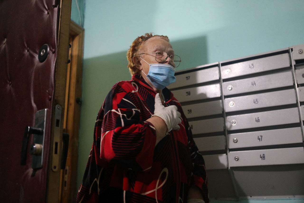 Количество заразившихся COVID-19 в Петербурге за сутки перевалило за 600 человек 