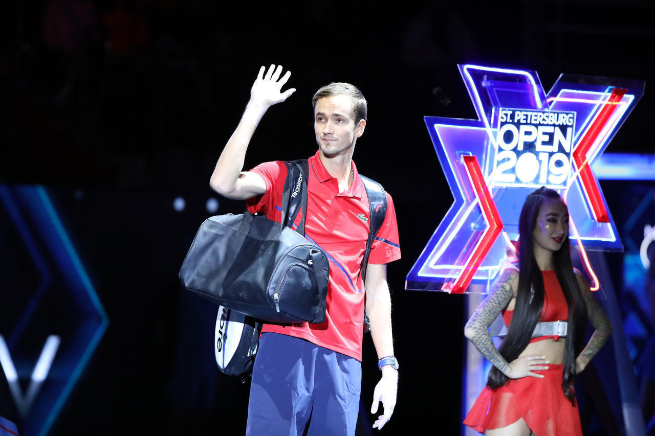 Одно из самых обидных поражений: Даниил Медведев покидает St. Petersburg Open 