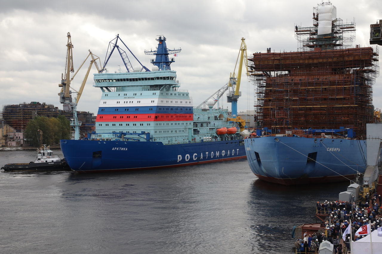 Губернатор рассказал, как в Петербурге строят суда для Северного морского пути 