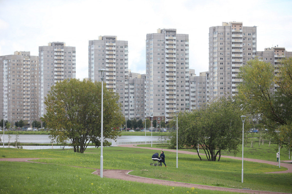 С начала года цены на квартиры в новостройках Петербурга сильно повысились 