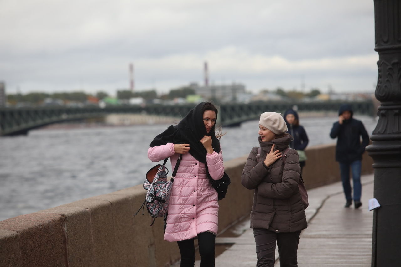 В четверг в Петербурге ждут штормовой ветер и дожди 