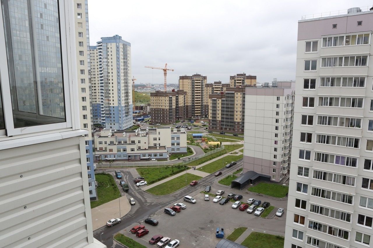 Эксперты посчитали, сколько петербуржцам нужно копить на первый взнос по ипотеке