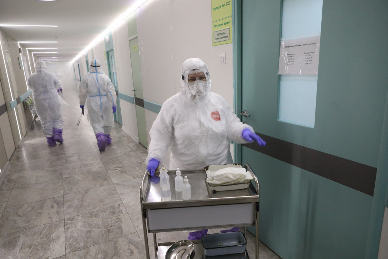 В Петербурге выявлено 3 768 новых случаев коронавируса за сутки
