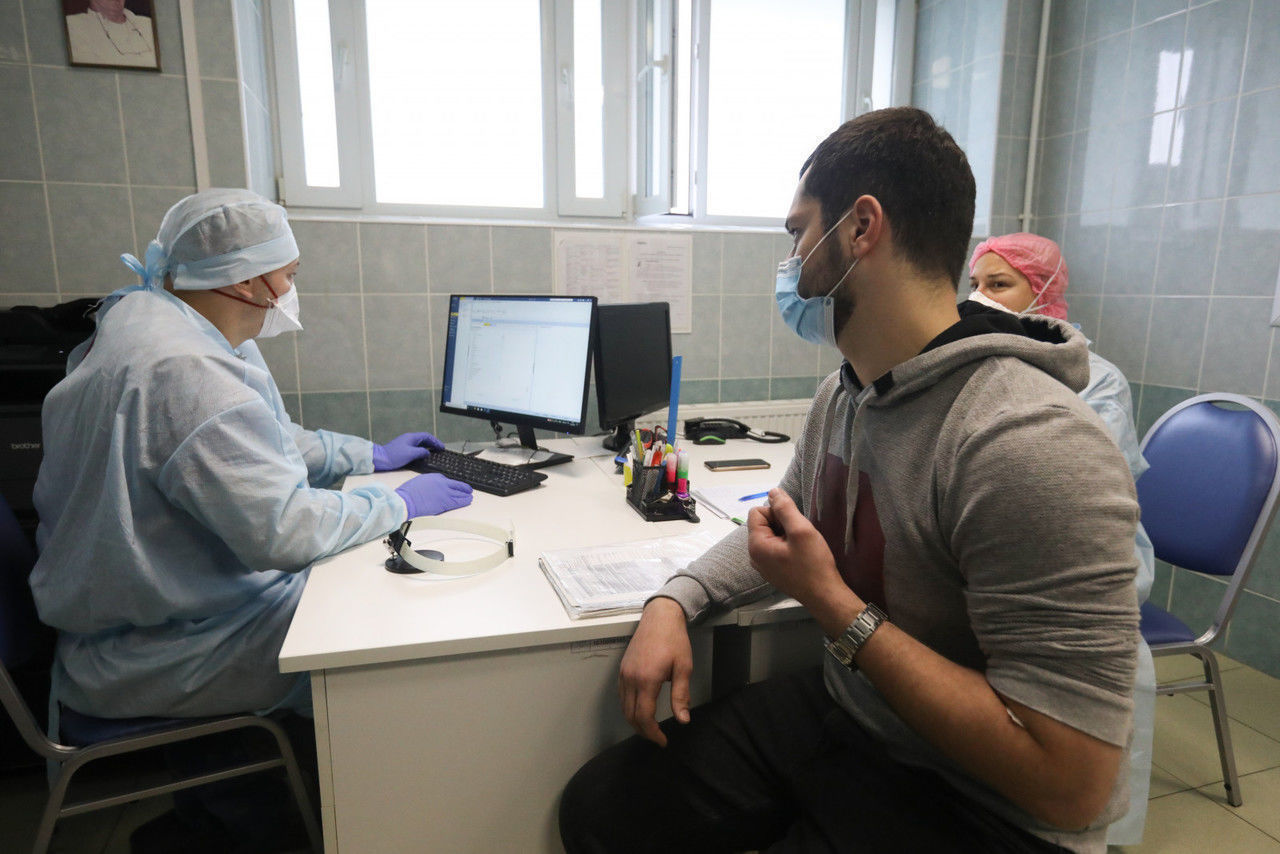 Больше 31 тысячи петербуржцев сдали тест на коронавирус за сутки 