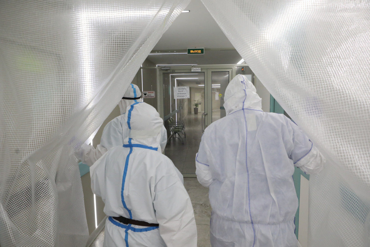 Больше 35 тысяч петербуржец за сутки сдали тест на коронавирус 