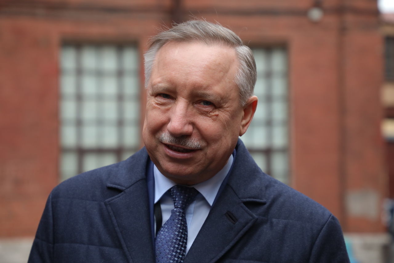 Этот праздник очень значим для Петербурга: Александр Беглов поздравил с Днем российской печати