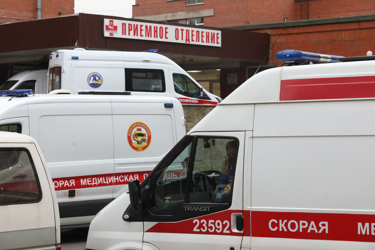 В Петербурге зафиксировали замедление темпов снижения второй волны коронавируса